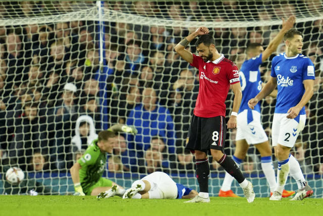 11球，巴萨是欧冠改制以来打入乌龙球最多的球队