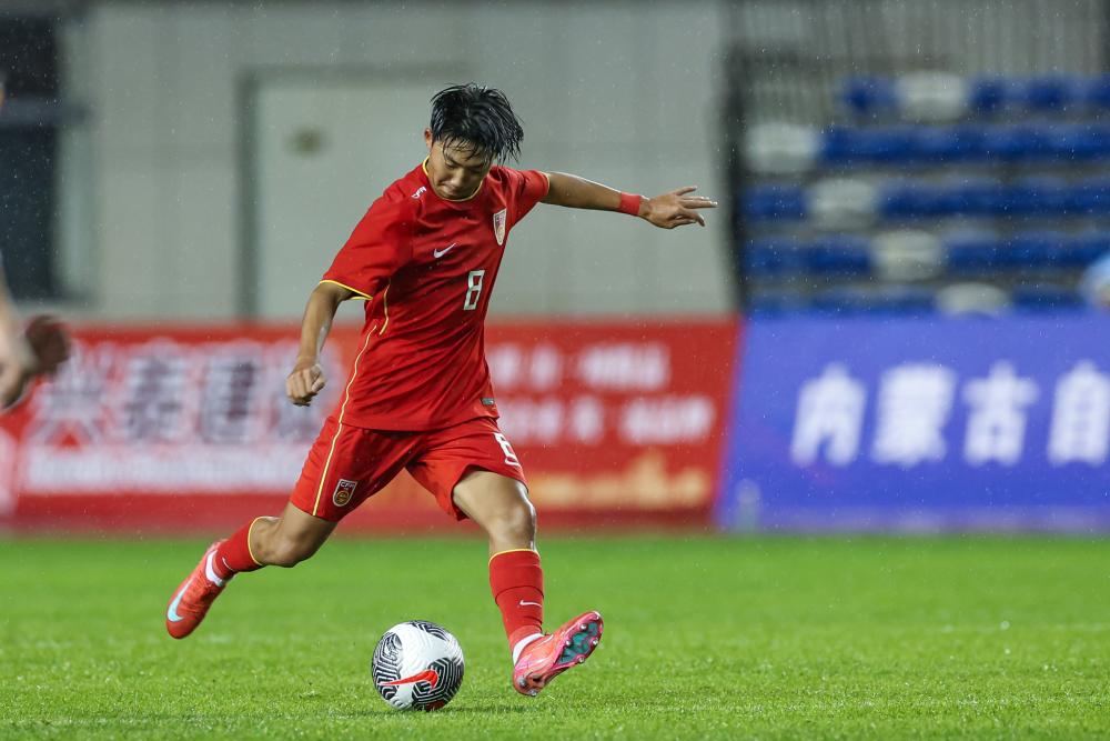 TA：利马的恢复过程十分艰难，但阿莫林一直默默给他支持